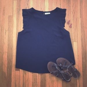 Monteau navy blue flutter sleeve top size large